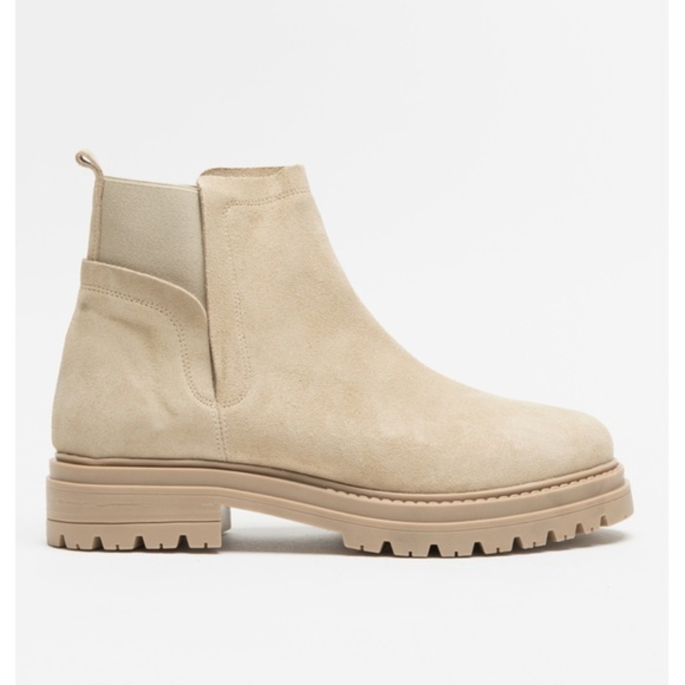🟠NWT STEVE MADDEN Moira Women’s Suede Boots in Sand Sz 11